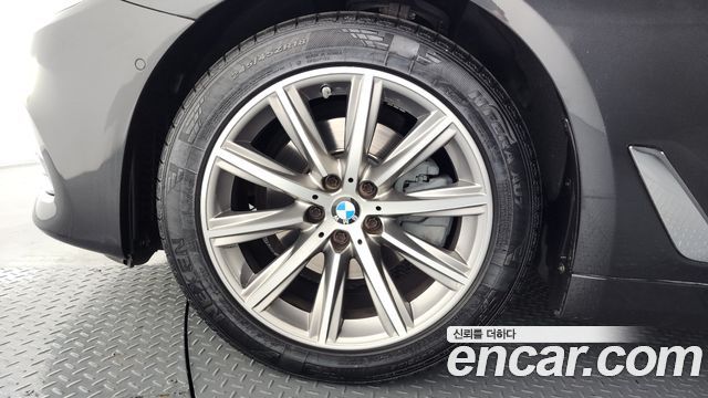 BMW 5-Series из Кореи Encar