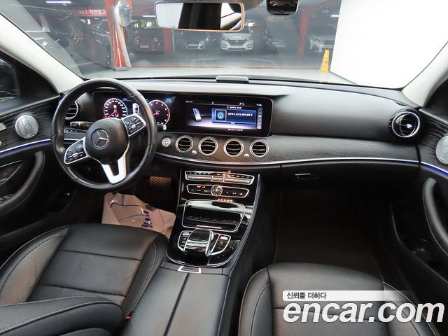 Mercedes-Benz E-Class из Кореи Encar