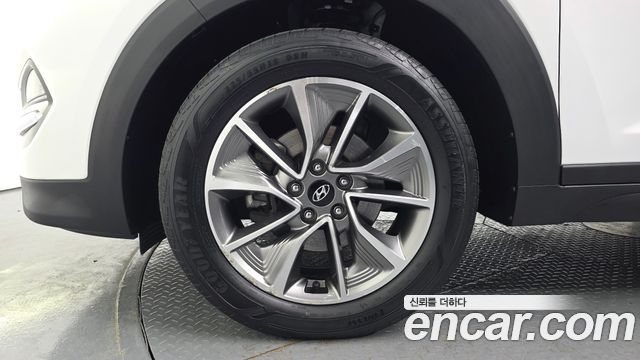 Hyundai Tucson из Кореи Encar