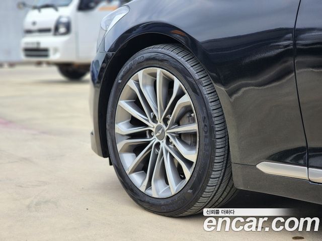 Hyundai Genesis из Кореи Encar