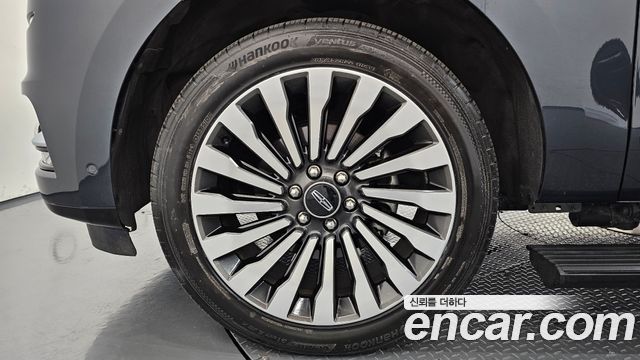 Lincoln Navigator 3.5L — пробег 109006 км