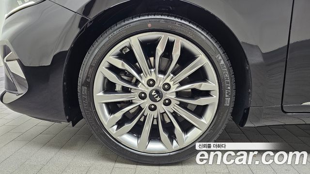 Kia K7 из Кореи Encar