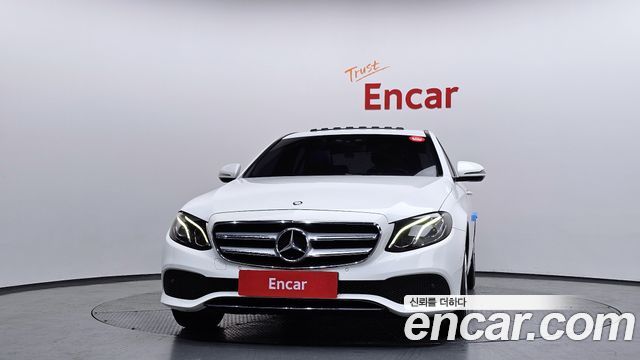 Mercedes-Benz E-Class из Кореи Encar