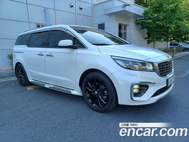 Kia Carnival из Кореи Encar
