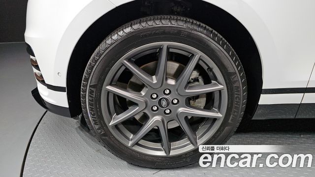Land Rover Range Rover Velar из Кореи Encar