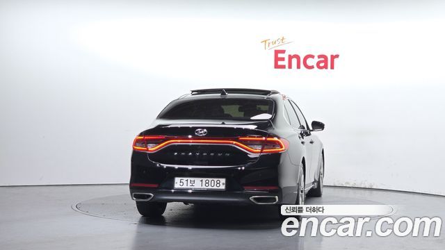 Hyundai Grandeur из Кореи Encar
