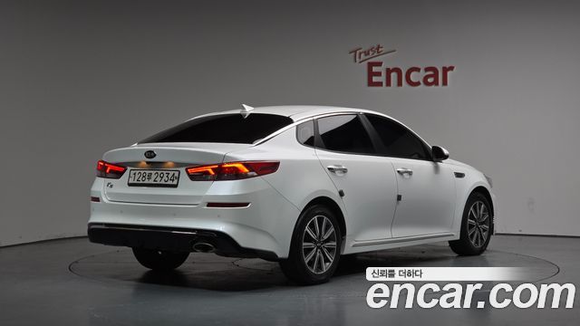 Kia K5 из Кореи Encar