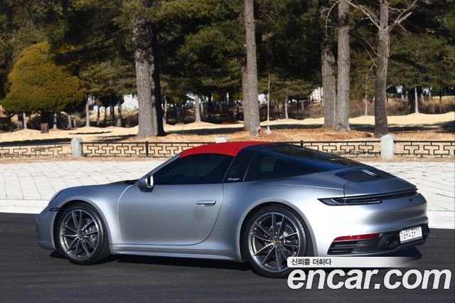 Porsche 911 Targa 4 — пробег 2 800 км — фото 2 из 5
