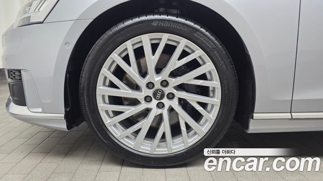 Audi A8 из Кореи Encar