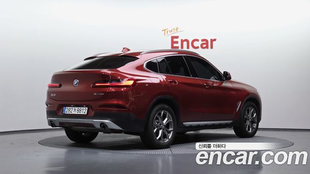 BMW X4 xDrive20i xLine — пробег 43 178 км — фото 2 из 5