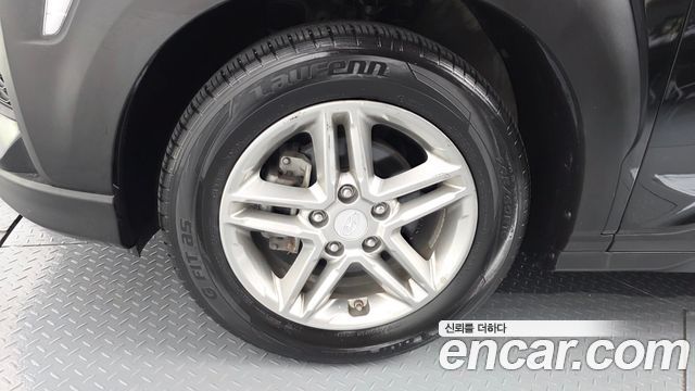 Hyundai Kona из Кореи Encar