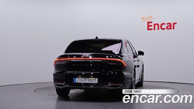 Hyundai Grandeur из Кореи Encar