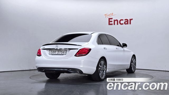 Mercedes-Benz C-Class из Кореи Encar