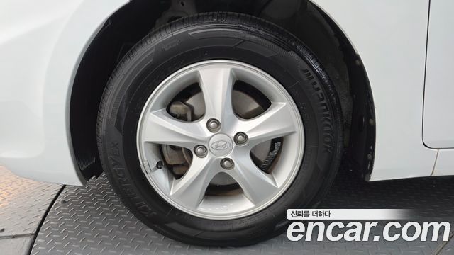 Hyundai Accent из Кореи Encar