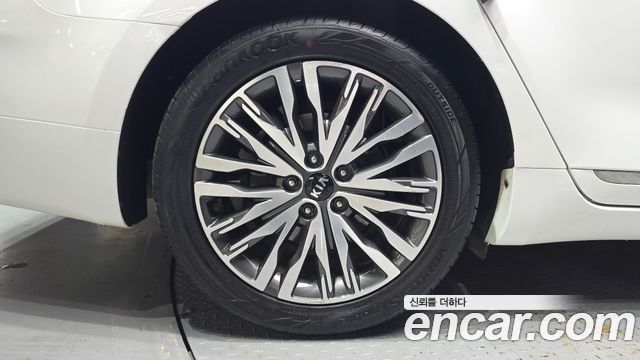 Kia K7 из Кореи Encar