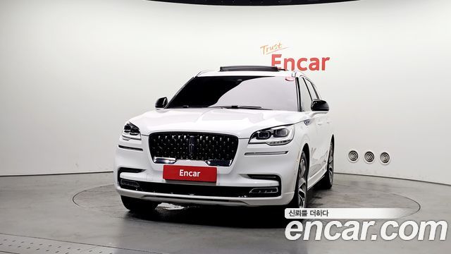 Lincoln Aviator 3.0 PHEV GT AWD — пробег 93 033 км — фото 3 из 5