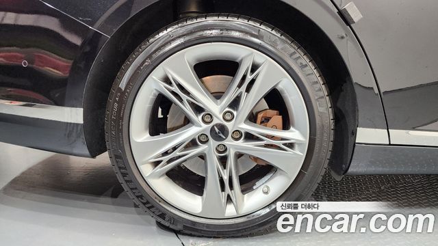 Genesis G90 из Кореи Encar