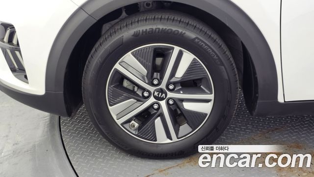 Kia Niro из Кореи Encar