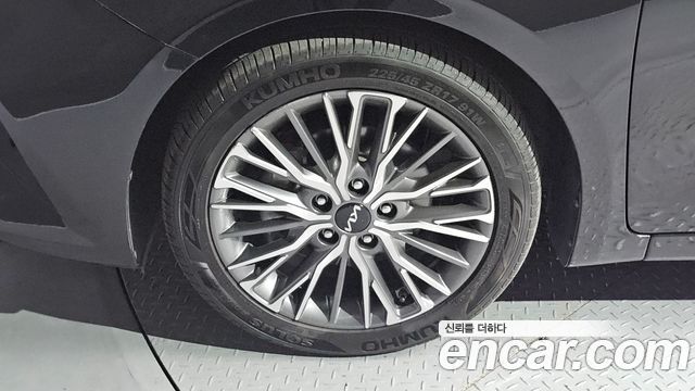 Kia K3 из Кореи Encar