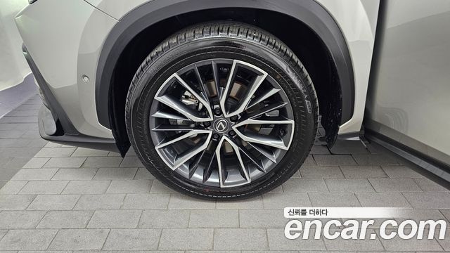 Lexus NX из Кореи Encar