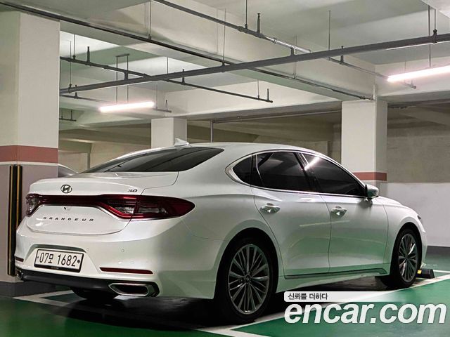 Hyundai Grandeur из Кореи Encar