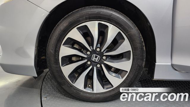 Honda Accord 2.0 Hybrid 9th — пробег 100 086 км