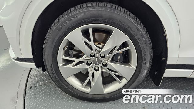 Genesis GV70 из Кореи Encar