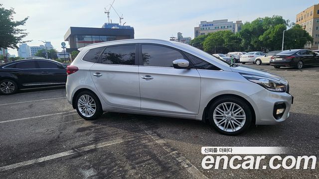 Kia Carens из Кореи Encar
