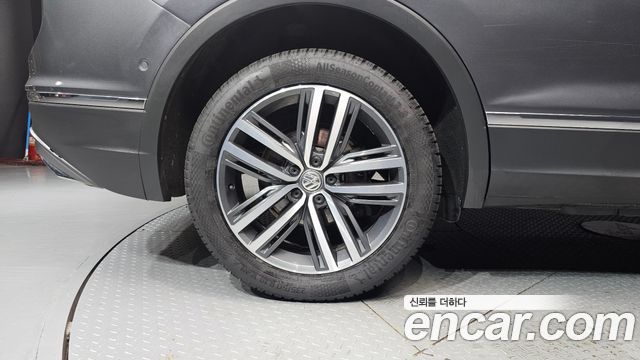 Volkswagen Tiguan 2.0 TDI Prestige — пробег 144 342 км — фото 5 из 5