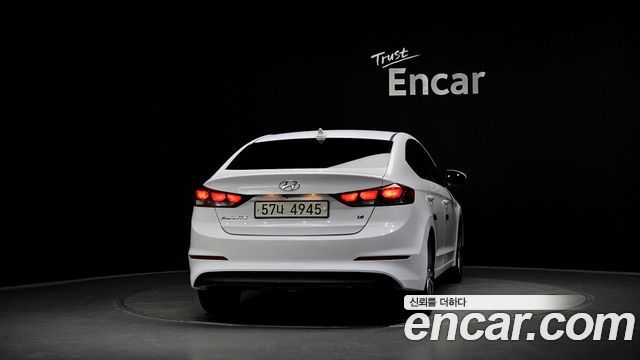 Hyundai AVANTE из Кореи Encar