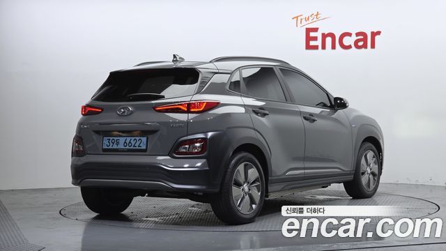 Hyundai Kona из Кореи Encar