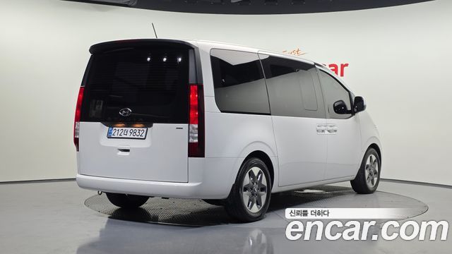 Hyundai Staria из Кореи Encar