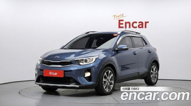 Kia Stonic из Кореи Encar