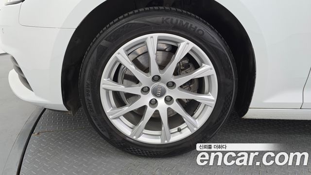 Audi A4 из Кореи Encar