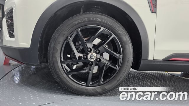 Ssangyong TIBOLI из Кореи Encar
