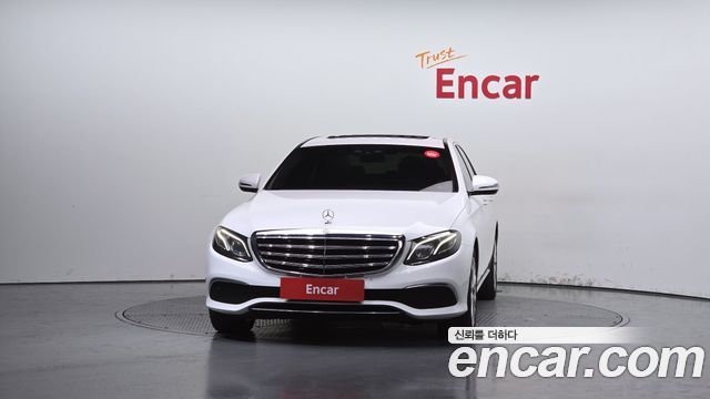 Mercedes-Benz E-Class из Кореи Encar
