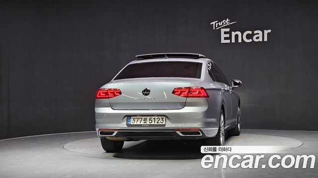 Volkswagen Passat из Кореи Encar