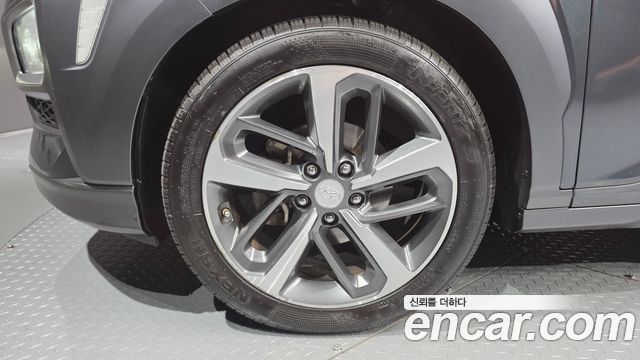 Hyundai Kona из Кореи Encar