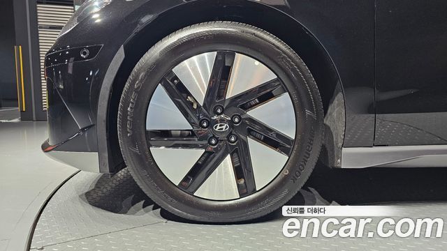 Hyundai Ioniq6 Long Range AWD Exclusive + — пробег 28 011 км — фото 5 из 5