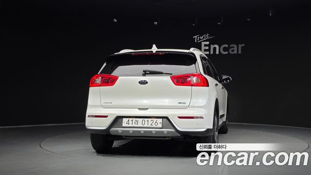 Kia Niro из Кореи Encar