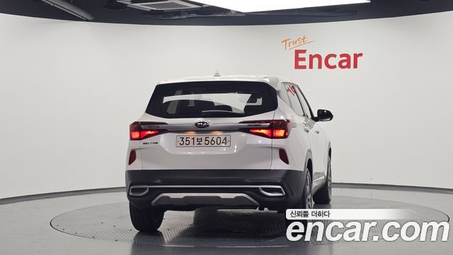 Kia Seltos из Кореи Encar