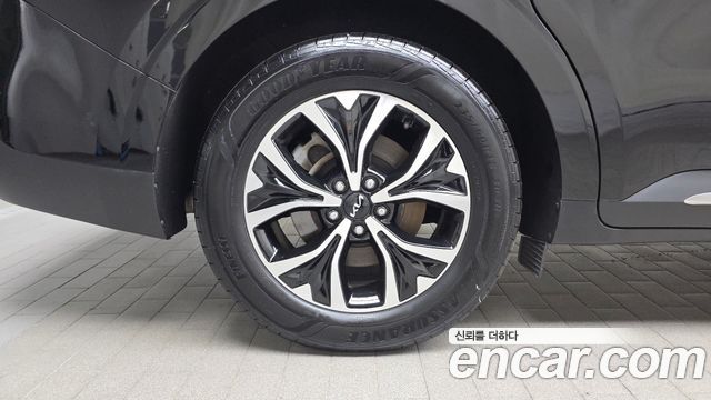 Kia Carnival Gasoline 9-Seater Noblesse — пробег 36 932 км — фото 5 из 5