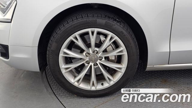 Audi A8 из Кореи Encar