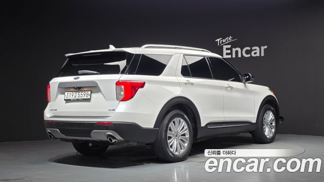 Ford Explorer 2.3 LimIted 4WD — пробег 74 658 км — фото 2 из 5