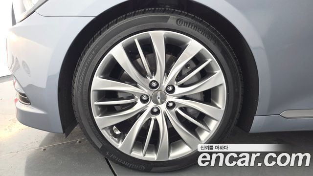 Hyundai Genesis из Кореи Encar