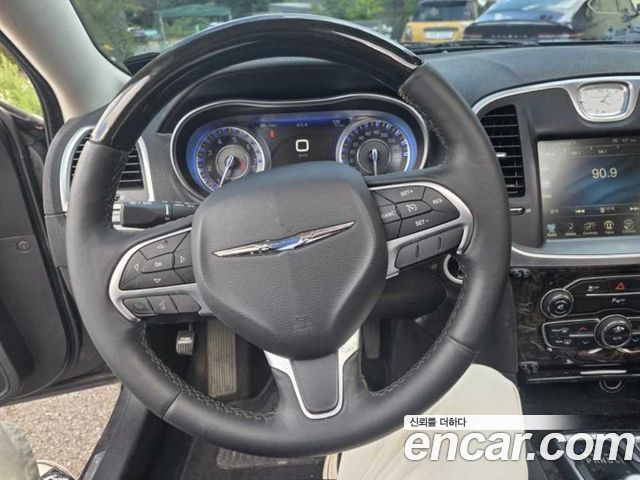 Chrysler 300C из Кореи Encar