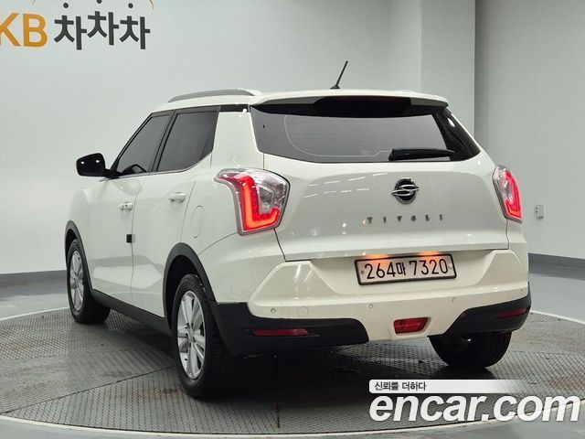 Ssangyong TIBOLI VX 2WD — пробег 136 000 км — фото 3 из 5