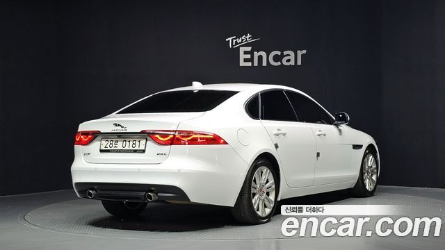 Jaguar XF из Кореи Encar
