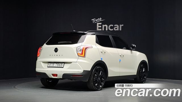 Ssangyong TIBOLI из Кореи Encar