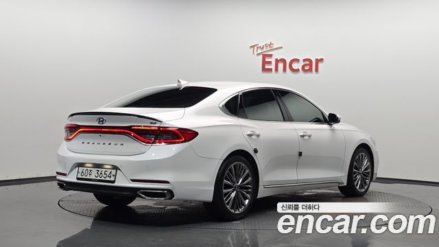 Hyundai Grandeur из Кореи Encar